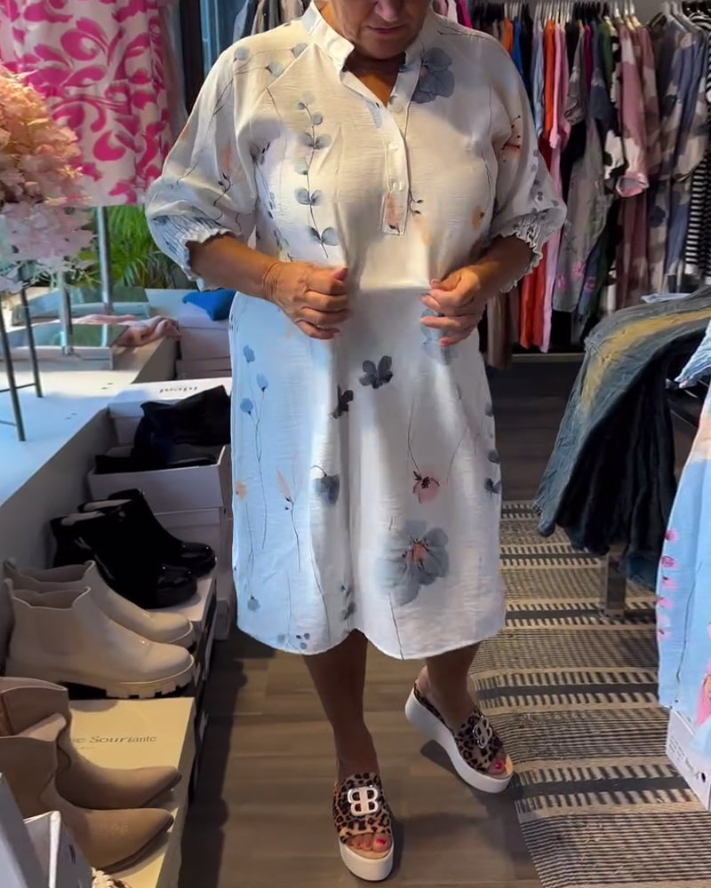 Abito a maniche corte con colletto rialzato e loto