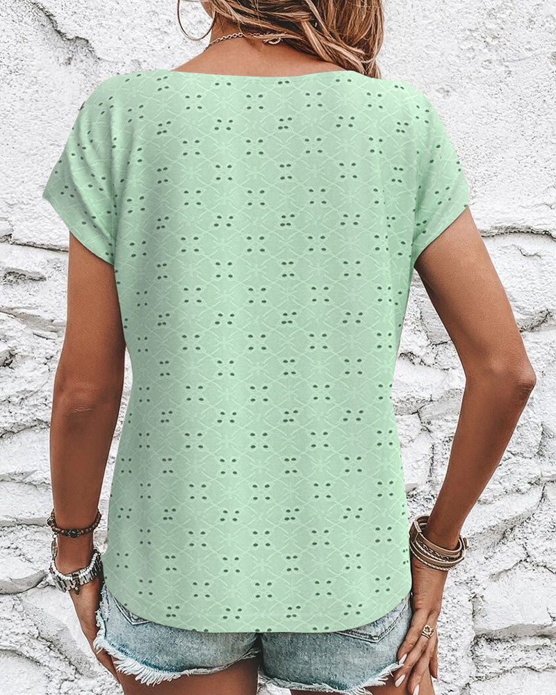 Lässige Bluse mit Rundhalsausschnitt und Hohlsaum