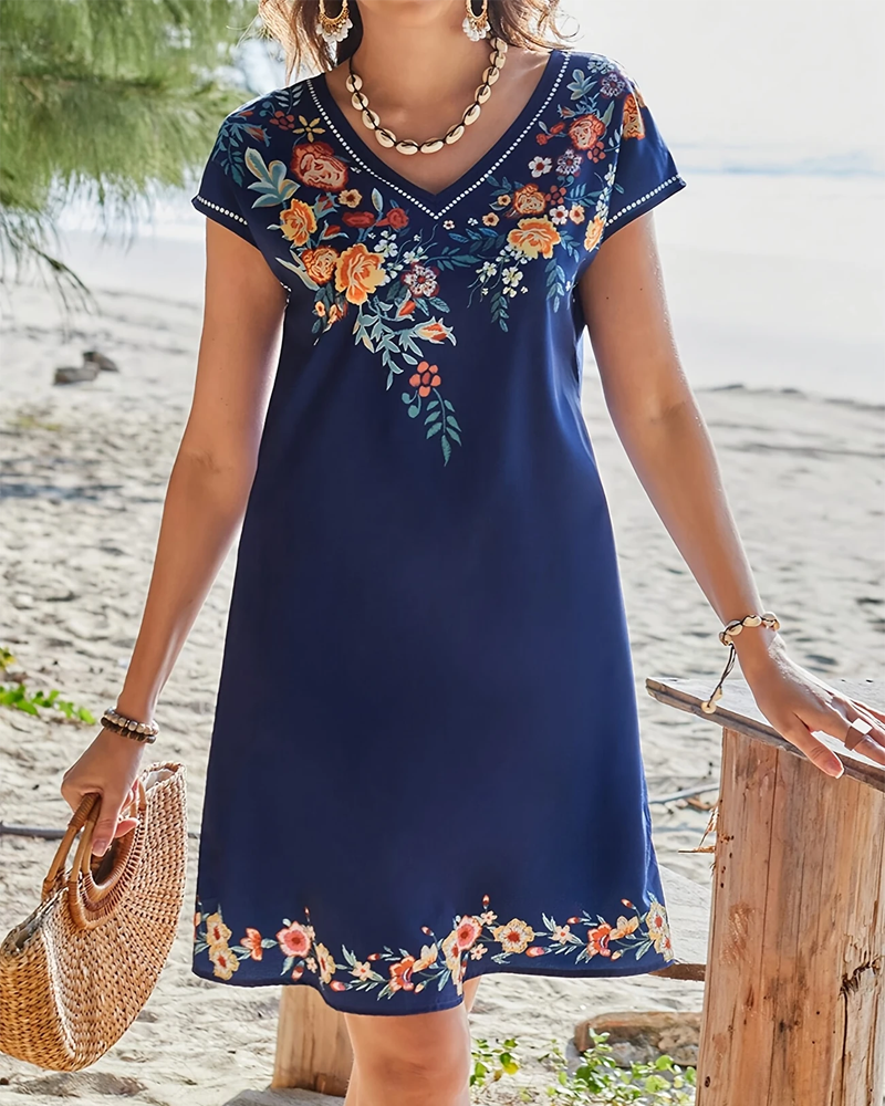 Lässiges bedrucktes Kurzarmkleid