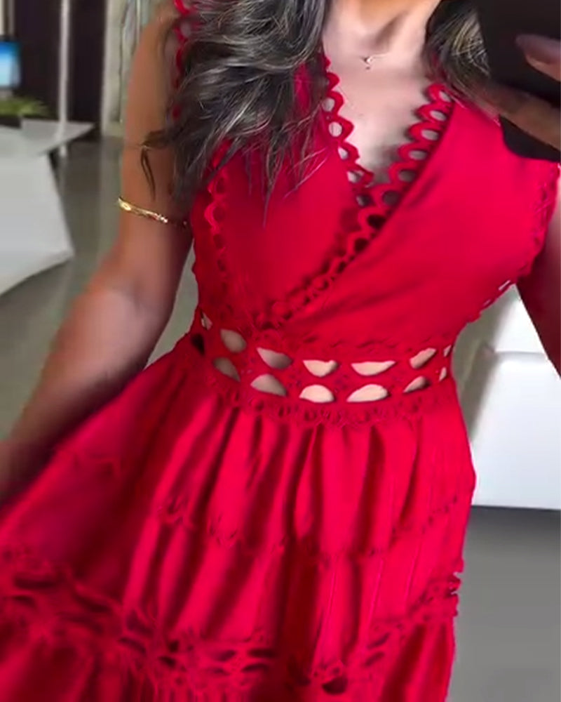 Französisches langes Kleid mit V-Ausschnitt