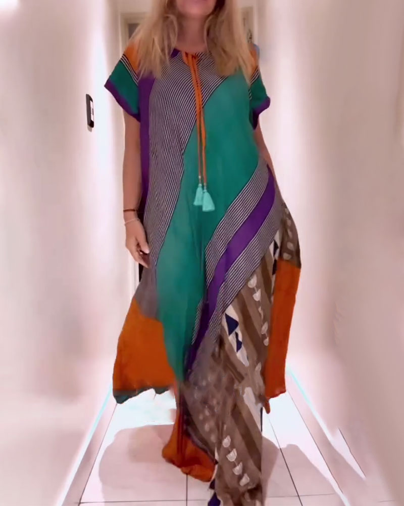 Lockeres, langes Freizeitkleid im Retro-Stil mit Schnürung