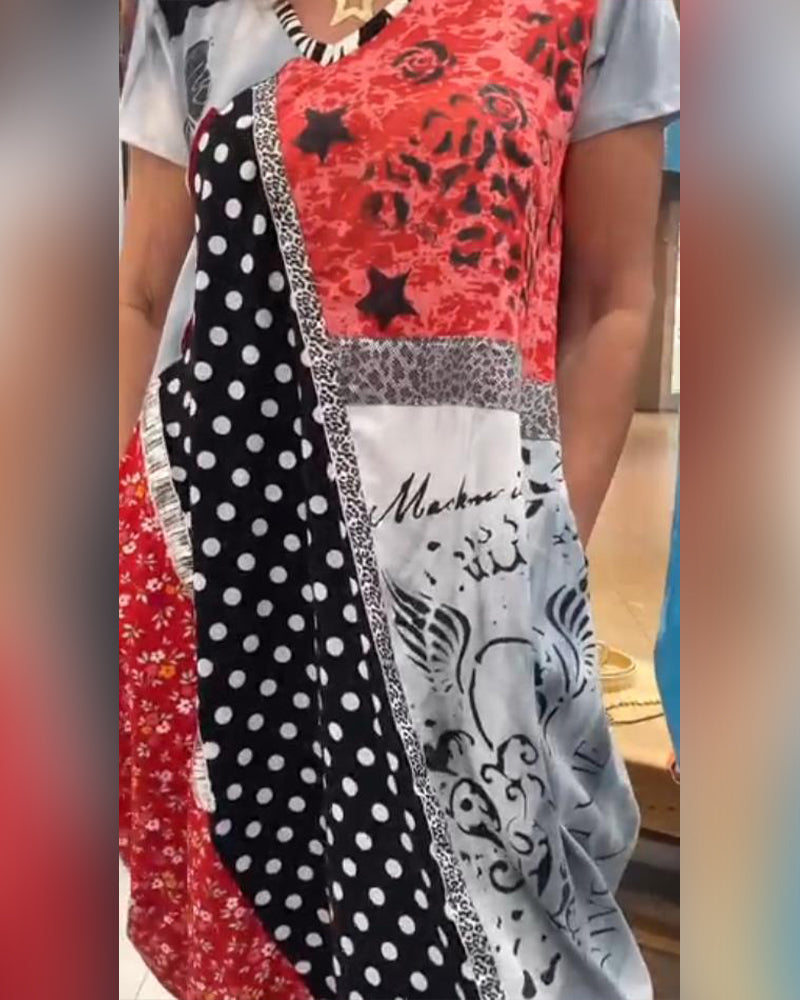 Abito con tasca a contrasto e pois stampati