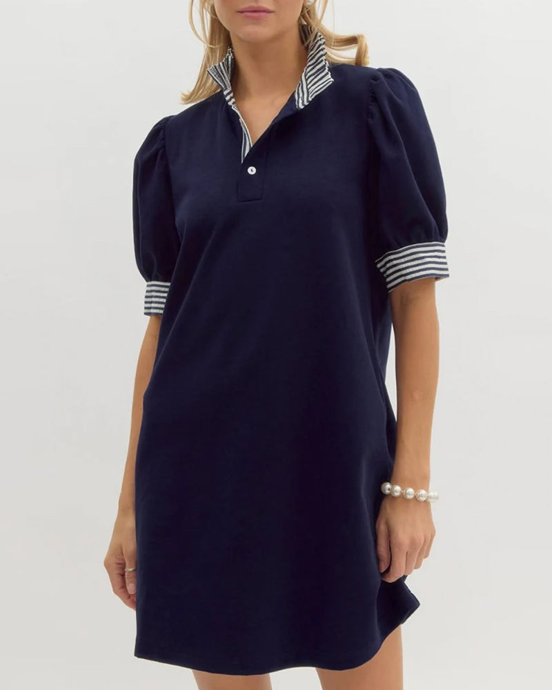 Kleid im geraden Schlauchstil mit Spitzenkragen und Farbblockierung