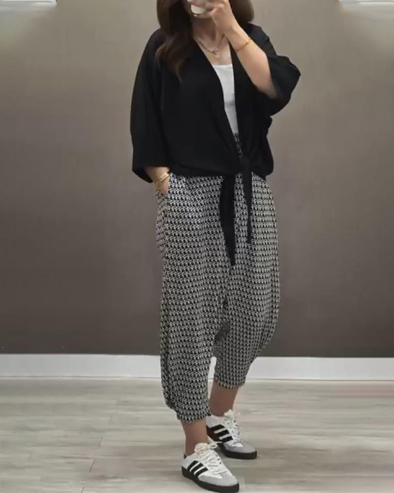 Lässige, kurze Hose mit bedruckter Tasche