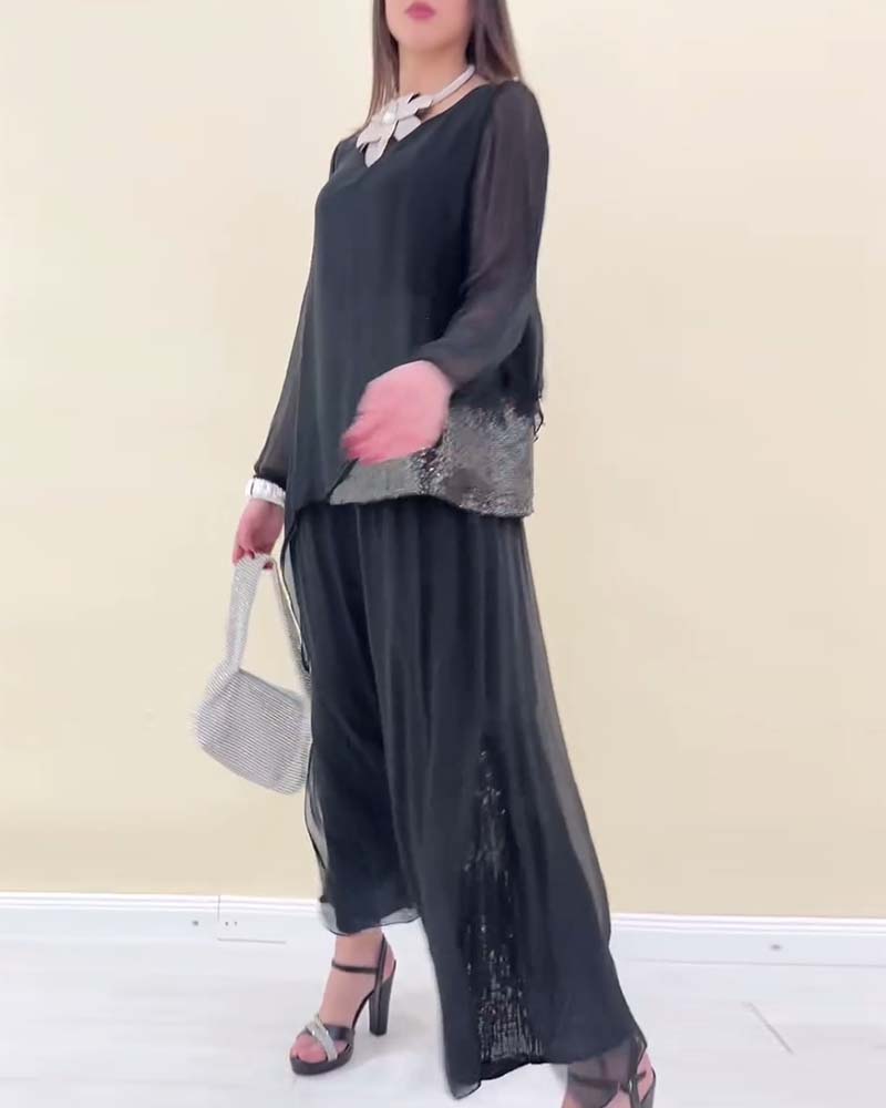 Langärmliger, einfarbiger Anzug mit Pailletten