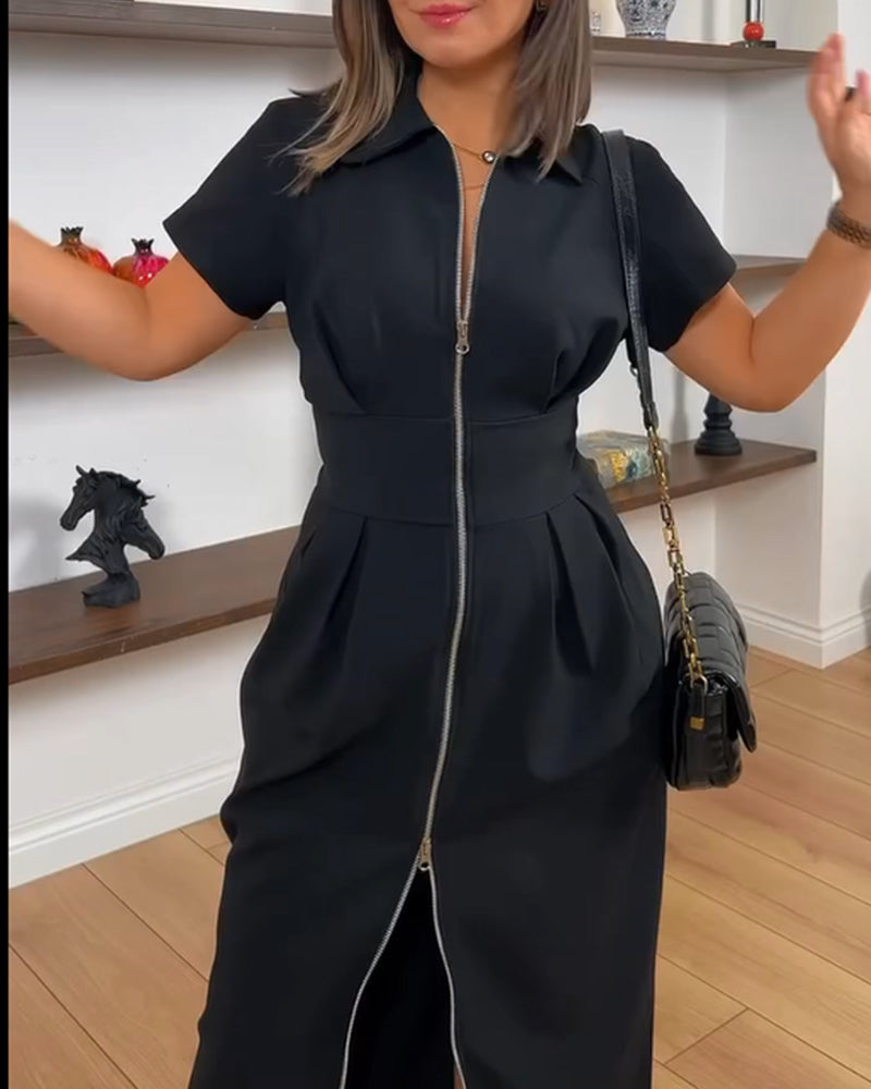 Kleid mit Reverskragen und Reißverschluss