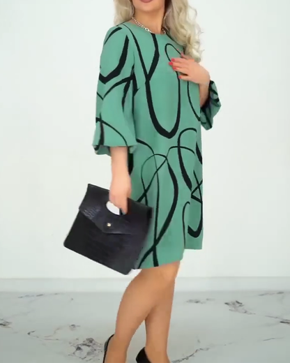 Bedrucktes Kleid mit Rundhalsausschnitt und modischem Design