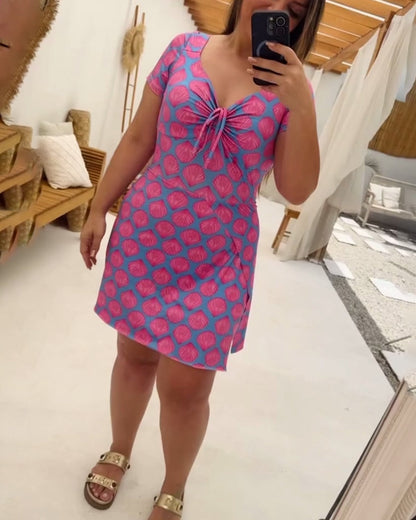 Modischer Badeanzug mit kurzen Ärmeln und Kordelzug