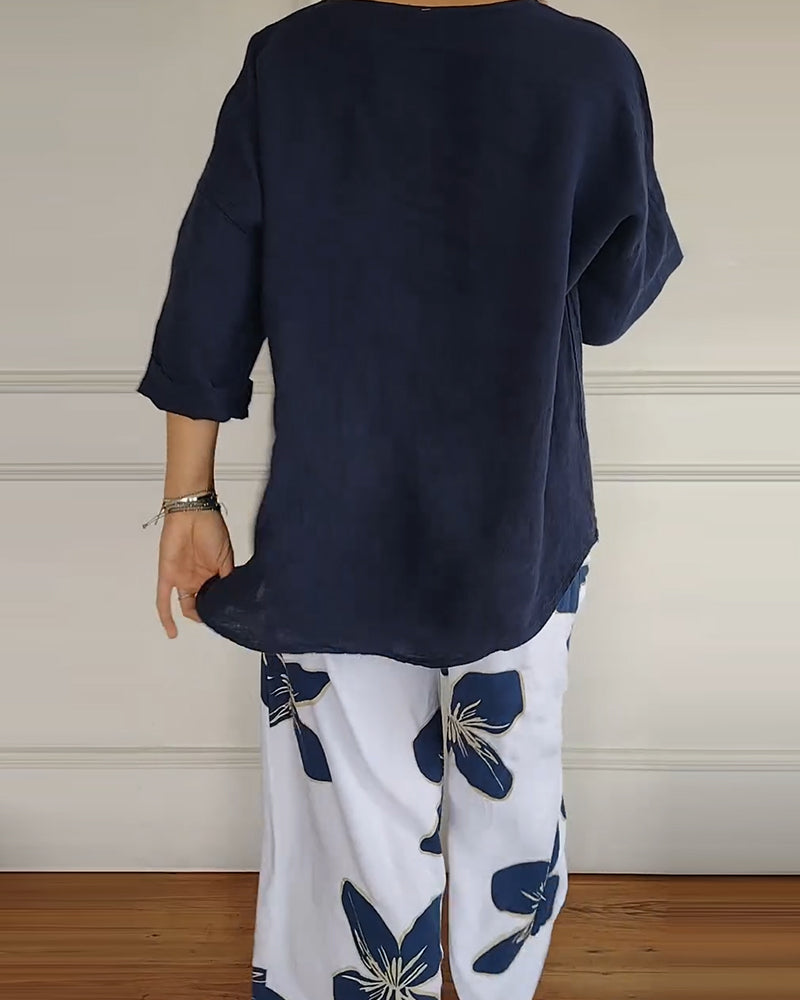 Lässiges Hosenset mit Rundhalsausschnitt und Print