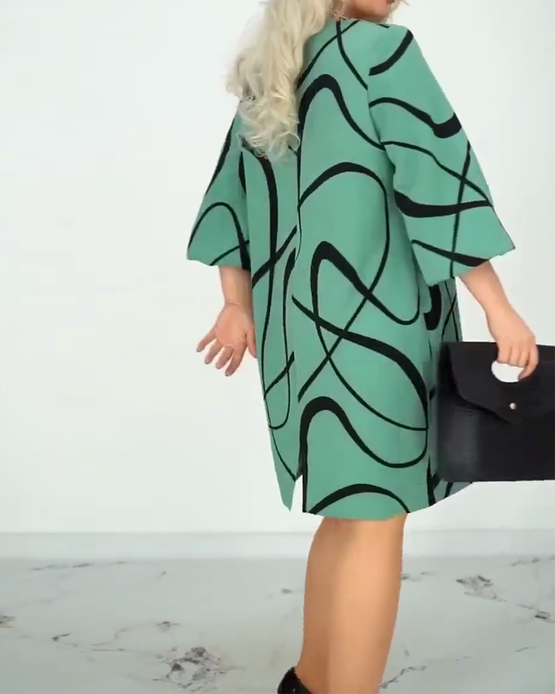 Bedrucktes Kleid mit Rundhalsausschnitt und modischem Design