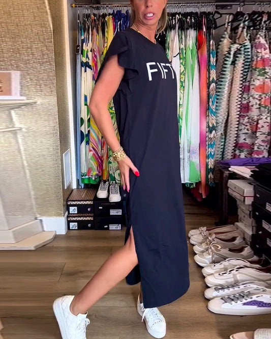 Lässiges Kleid mit Buchstabendruck, Rüschenärmeln und Schlitz