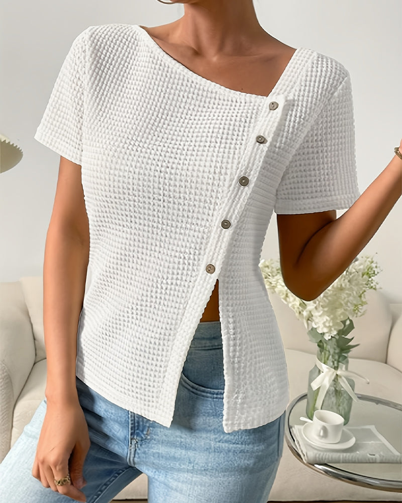 Schulterfreies, unregelmäßig gestricktes T-Shirt