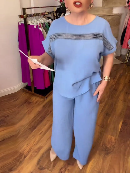 Lässiges Set mit Rüschenärmeln und Rundhalsausschnitt