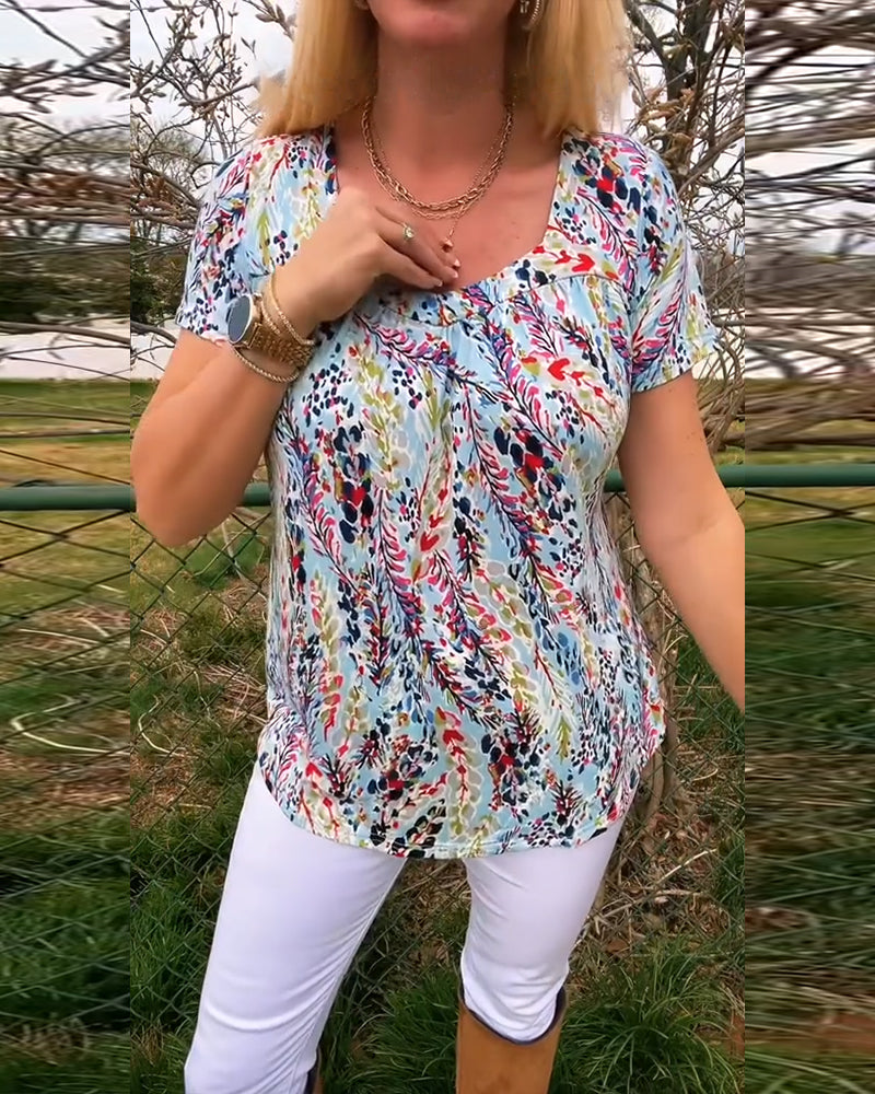 Kurzärmliges T-Shirt mit U-Ausschnitt und Aufdruck