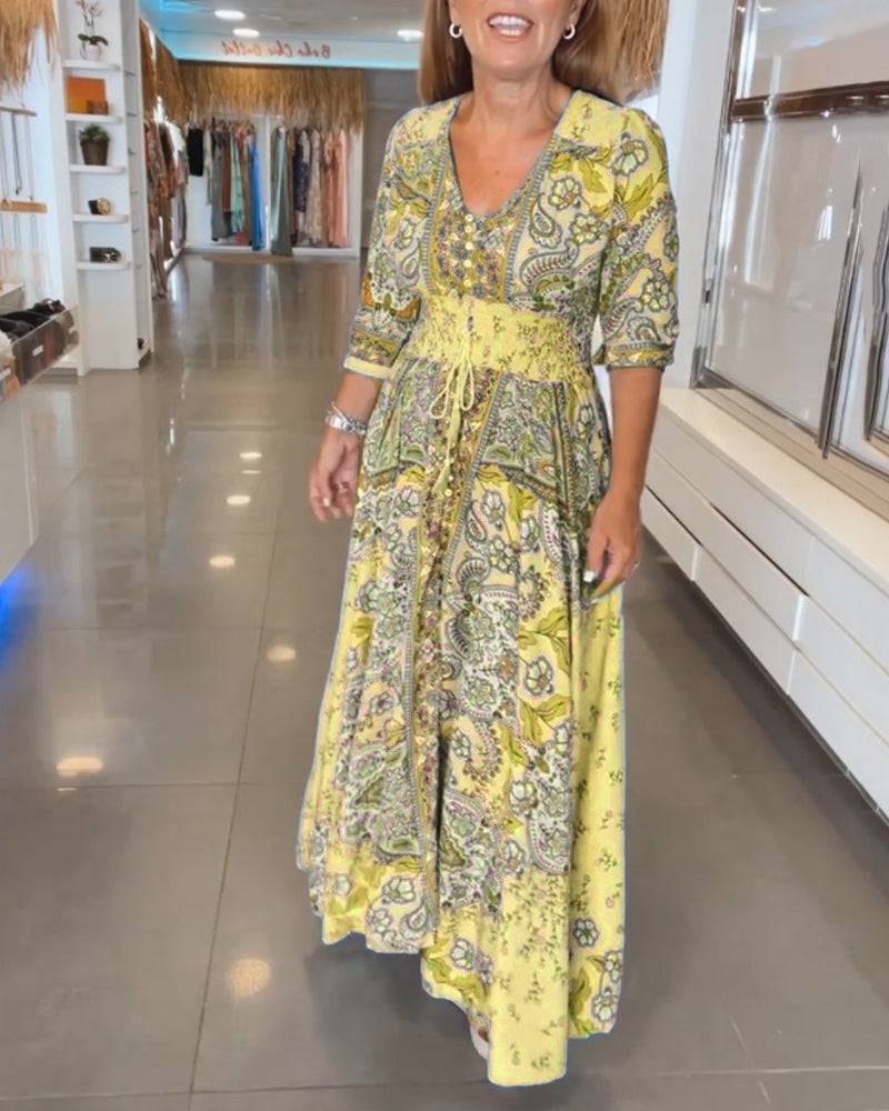 Urlaubskleid mit V-Ausschnitt und 3/4-Ärmeln