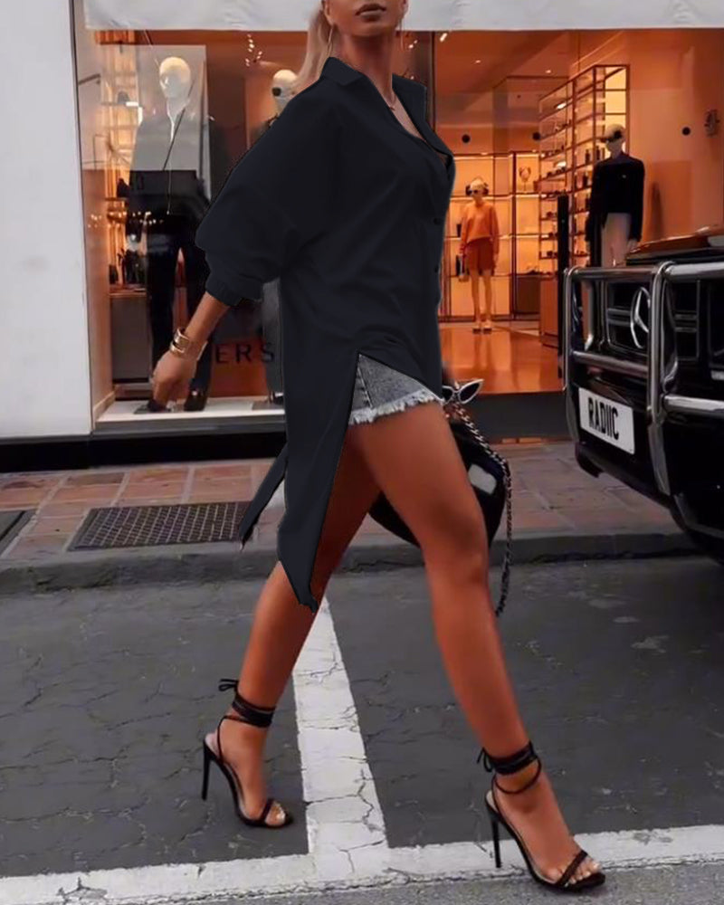 Camicia casual con spacco sul revers in tinta unita