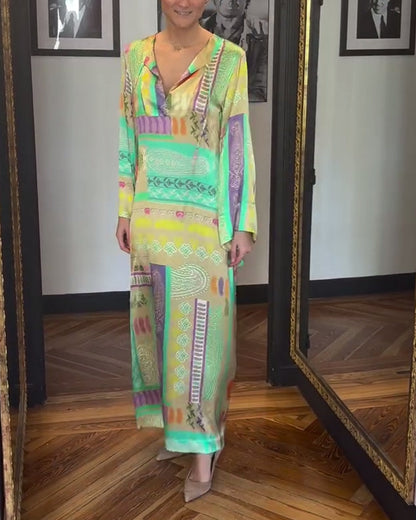 Langärmliges Kleid mit Krawattenmuster