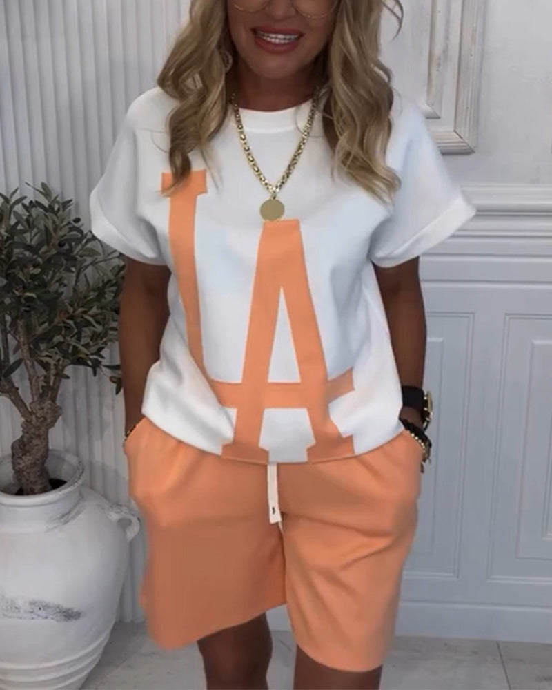 Lässiger Sportanzug mit Buchstabendruck