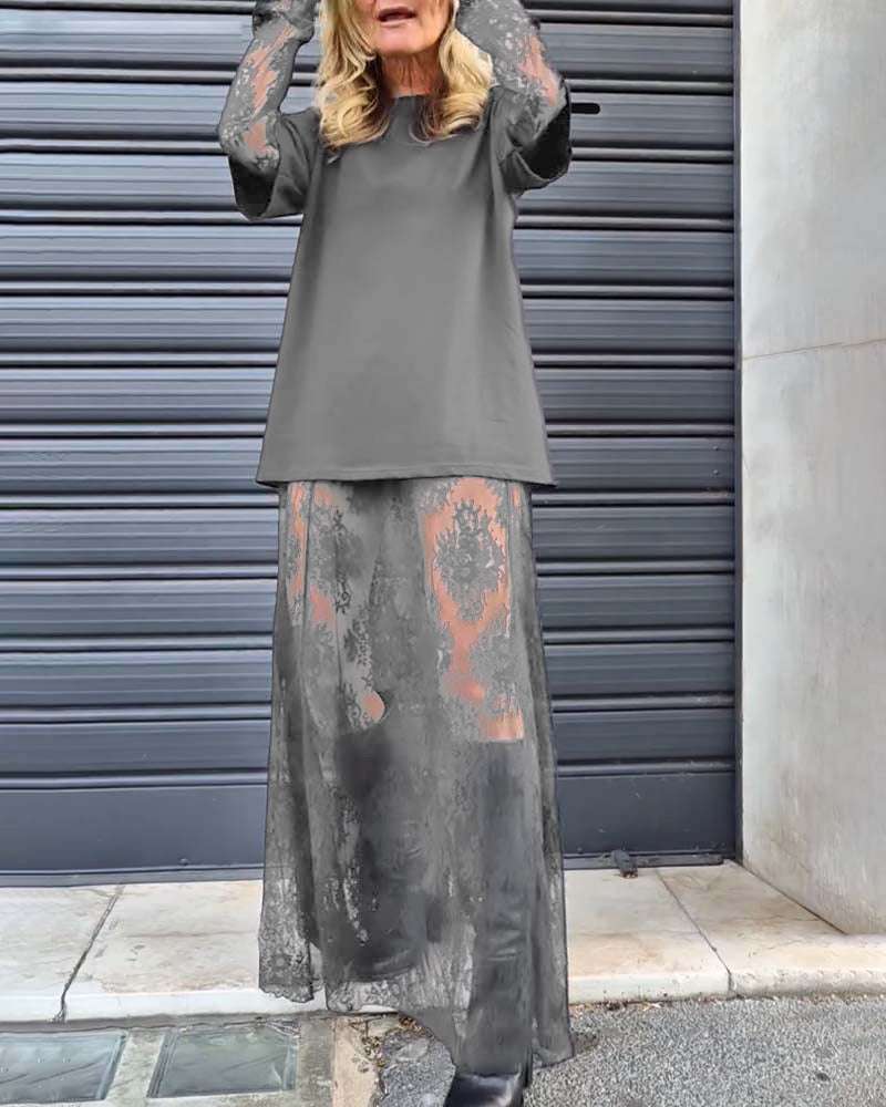 Zweiteiliges Set – einfarbiges T-Shirt und Spitzenrock