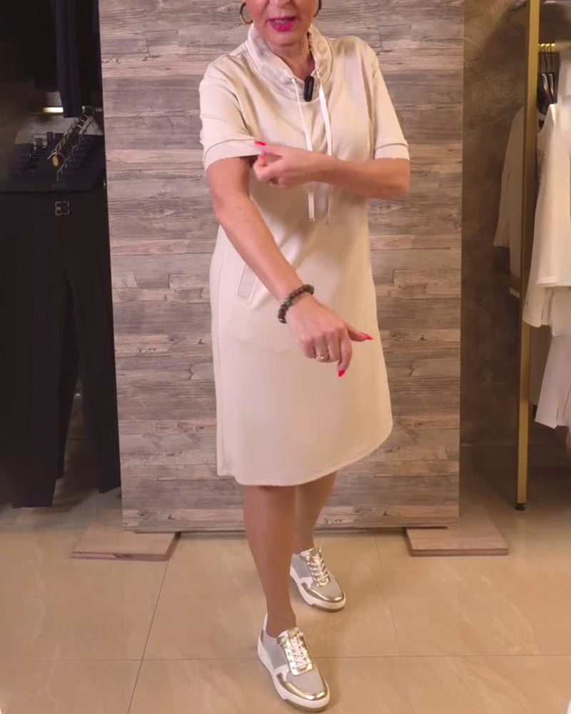 Lässiges, einfarbiges Etuikleid mit Taschen