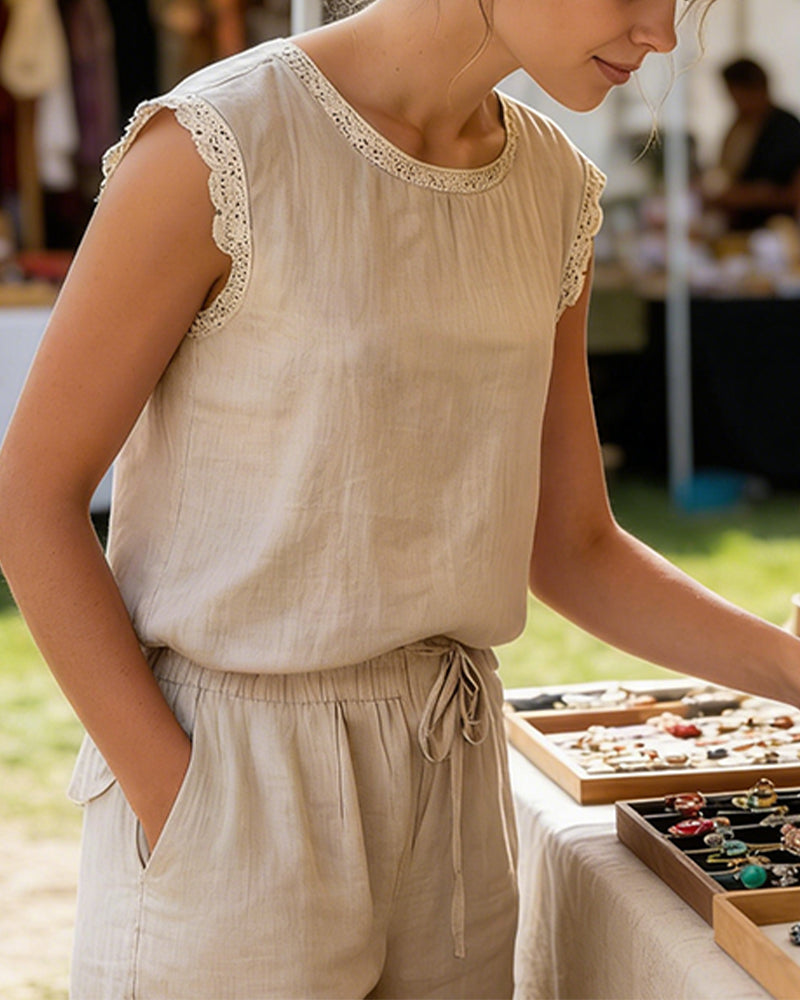 Women's Lace Trim Sleeveless T-shirt