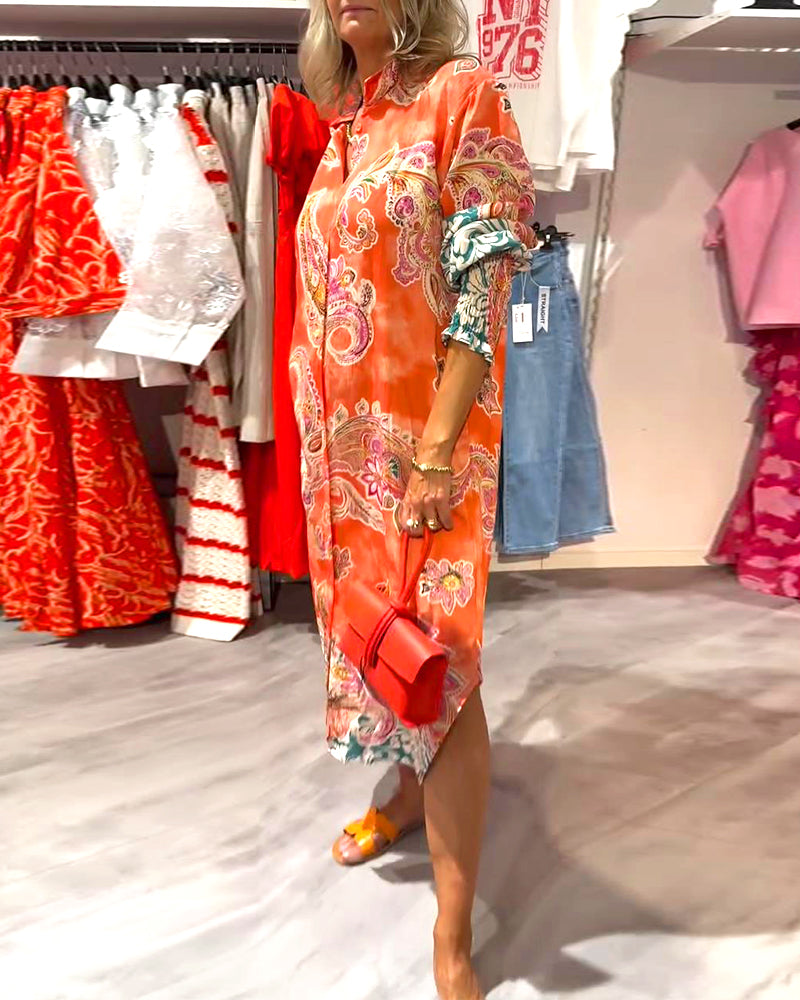 Langärmliges Kleid mit Stehkragen und Cashew-Print