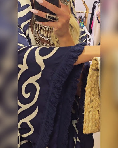 Langer Mantel mit unregelmäßigem Druck