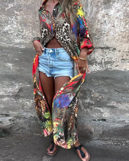 Modisches bedrucktes Button-Down-Hemdkleid