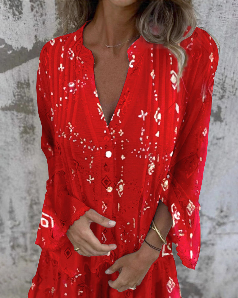 Übergroßes Kleid mit Spitzenärmeln und Aussparungen