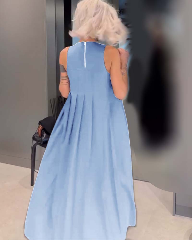 Elegante vestido regata plissado em cor sólida