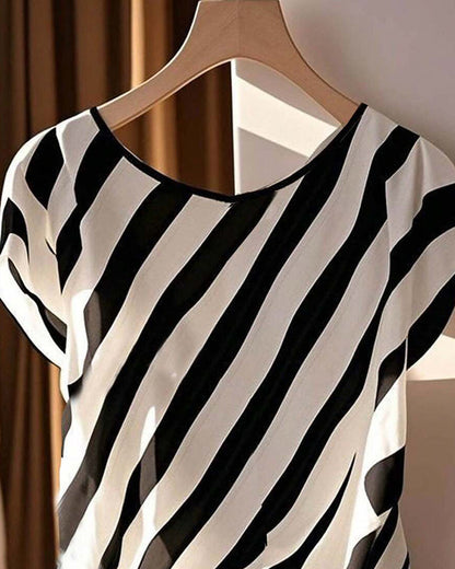 Gestreifte Bluse mit Krawattenmotiv