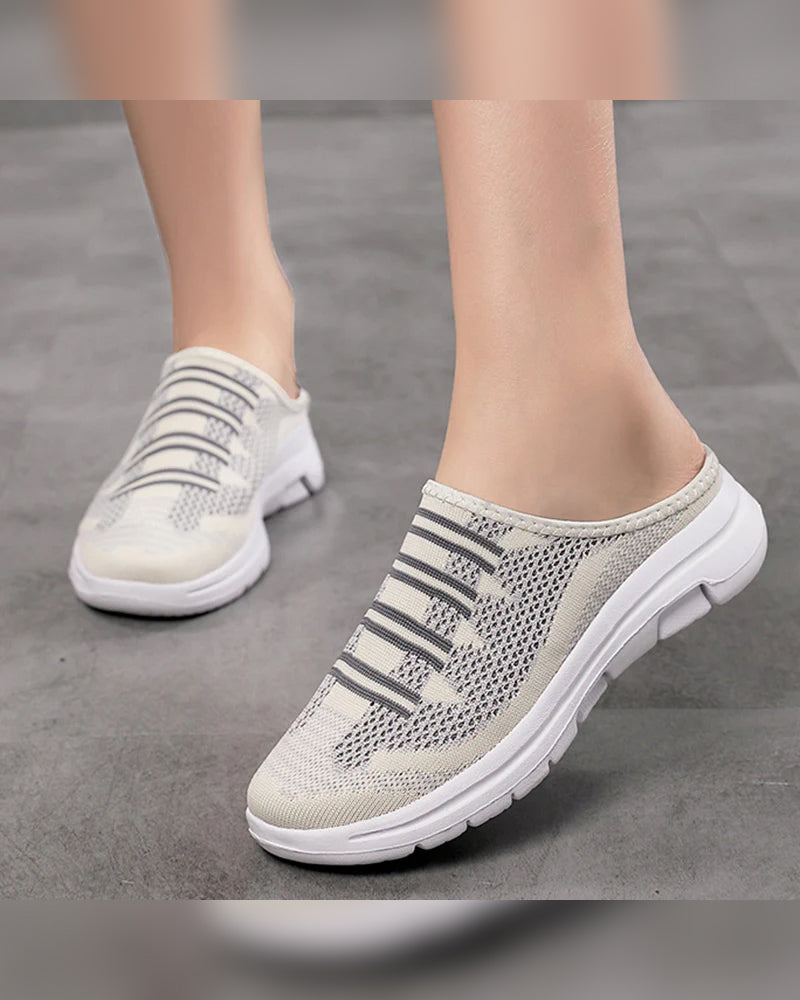 Flying Mesh Semi-Trailer