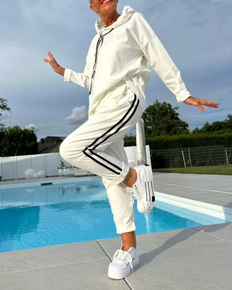 Casual Two - piece Set of Women's Hooded Sweatshirt and Pants