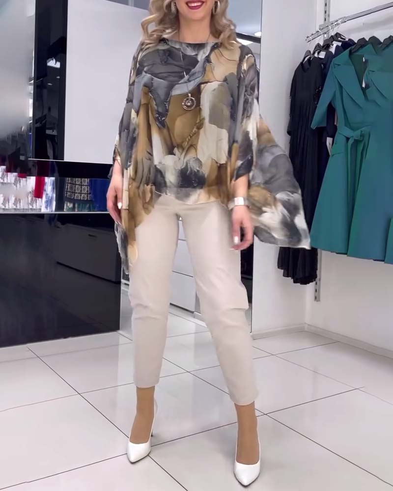 Round Neck Printed Irregular Blouse