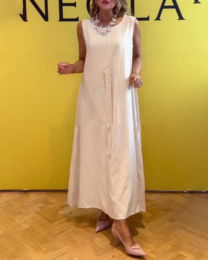 Ärmelloses, einfarbiges Kleid aus Baumwolle und Leinen