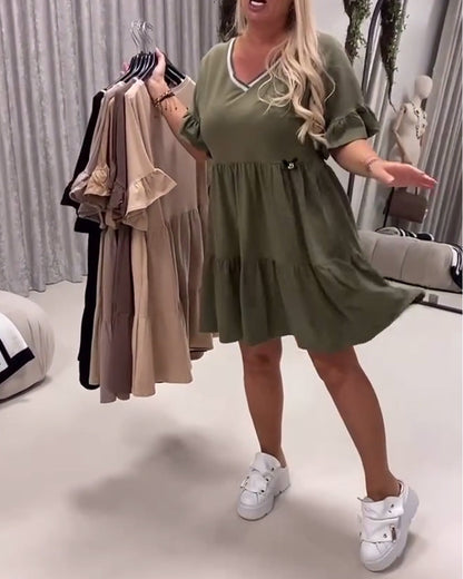 A-Linien-Kleid mit V-Ausschnitt und Rüschenärmeln