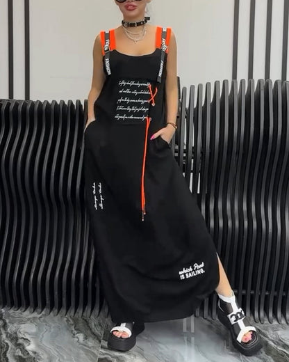 Ärmelloses Kleid mit personalisiertem Buchstabendruck