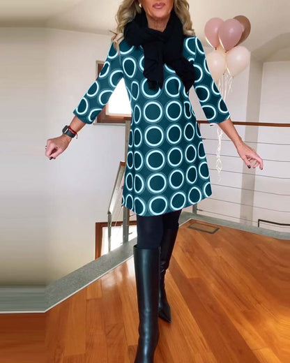 Lässiges Kleid mit Rundhalsausschnitt und Kreismuster