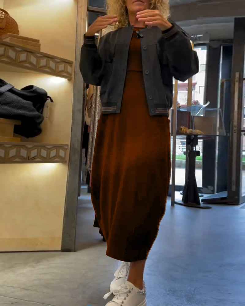 Abito con scollo tondo e maniche lunghe, tascabile, tinta unita