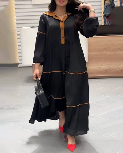 Langes Freizeitkleid in Kontrastfarbe