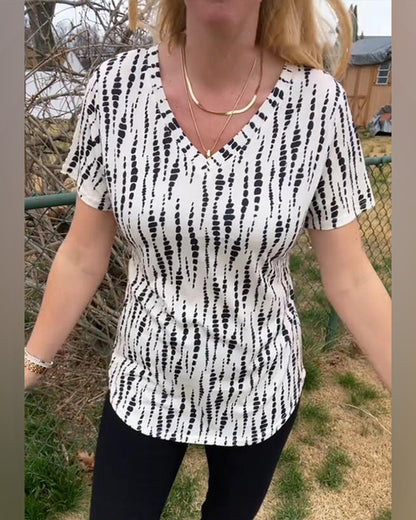 Bedrucktes Kurzarm-T-Shirt mit V-Ausschnitt