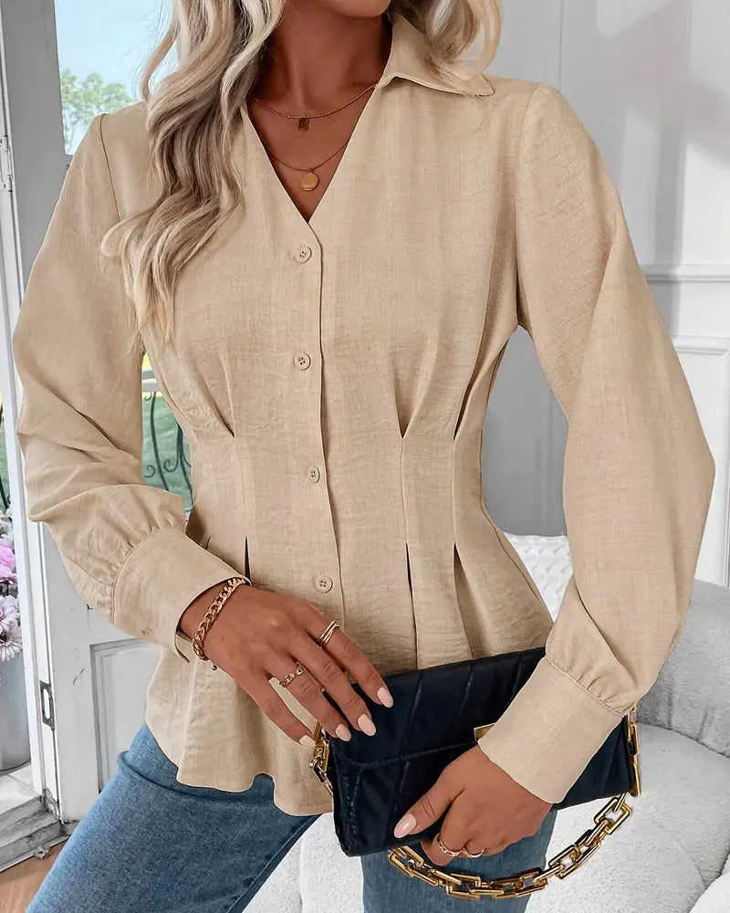 Langärmliges, tailliertes Hemd mit Revers