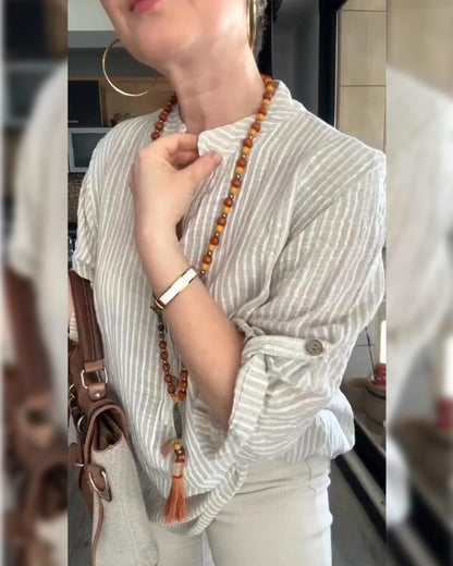 vertikal gestreiftes Hemd