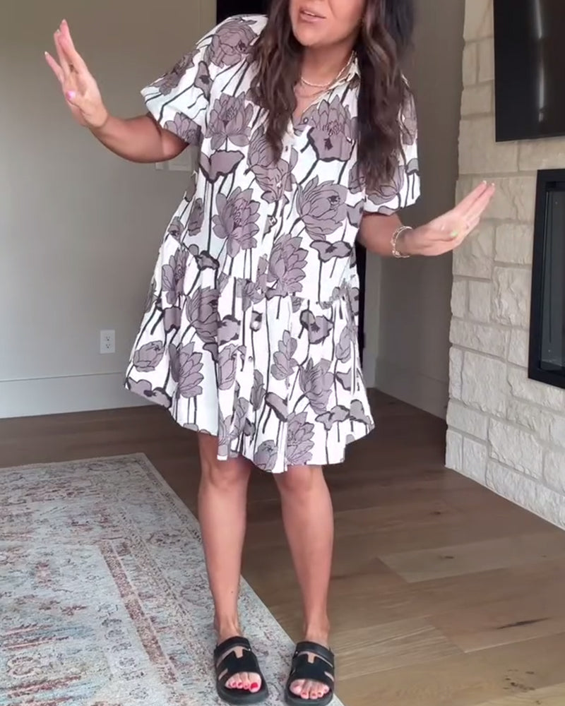 Lässiges Kleid mit Puffärmeln und Blumendruck