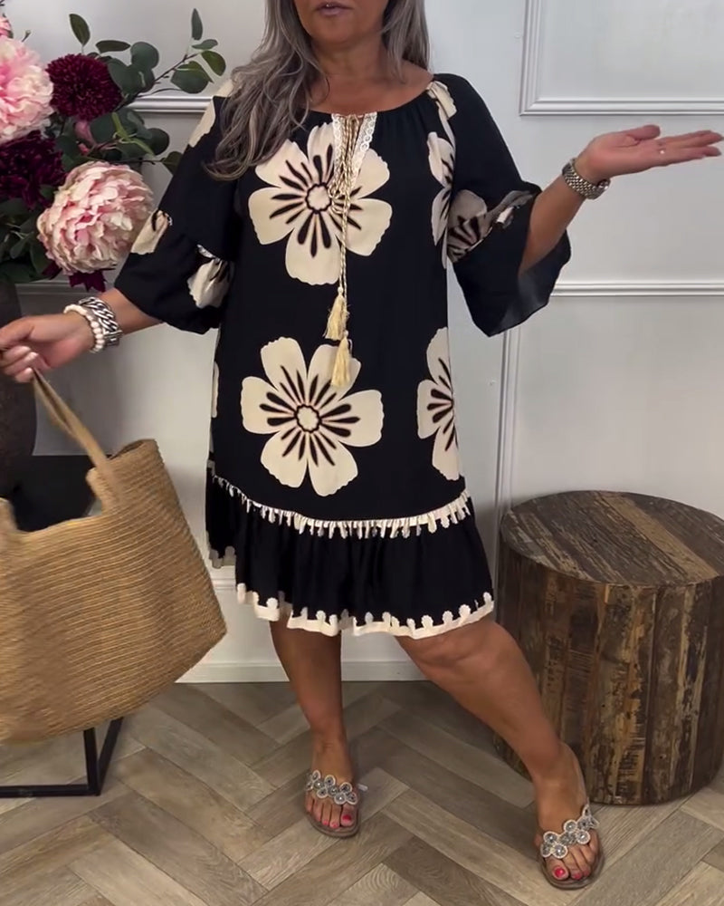 Oversize-Kleid mit Print und halblangen Ärmeln zum Binden