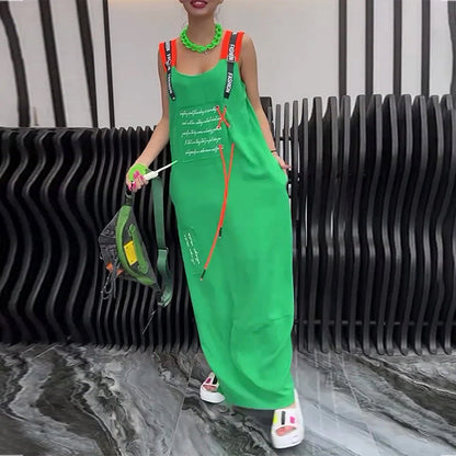 Ärmelloses Kleid mit personalisiertem Buchstabendruck