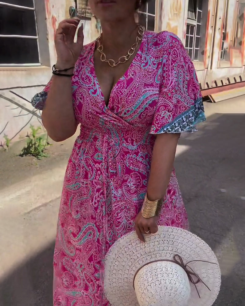 Abito stampato con scollo a V