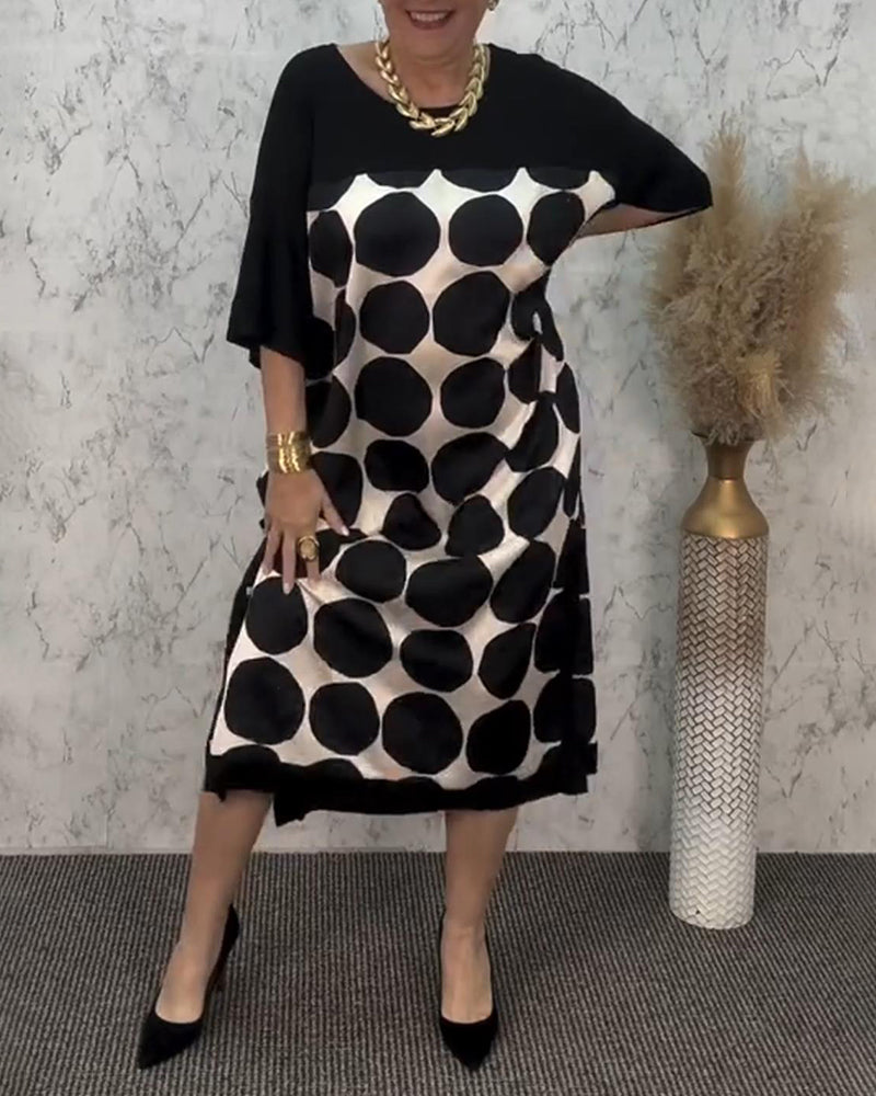 Lockeres, gerades Kleid mit Polka Dots