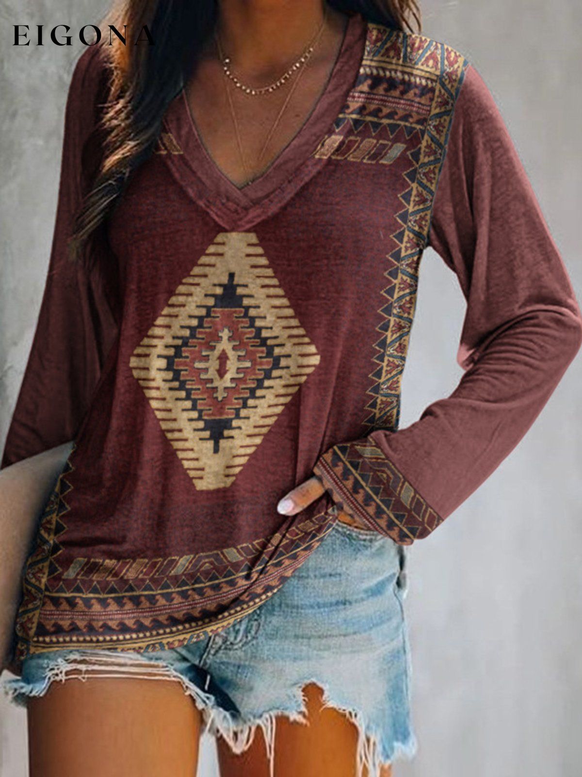 Women's western style print V-neck T-shirt