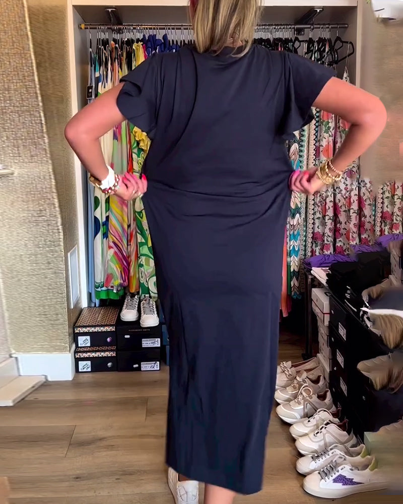 Lässiges Kleid mit Buchstabendruck, Rüschenärmeln und Schlitz